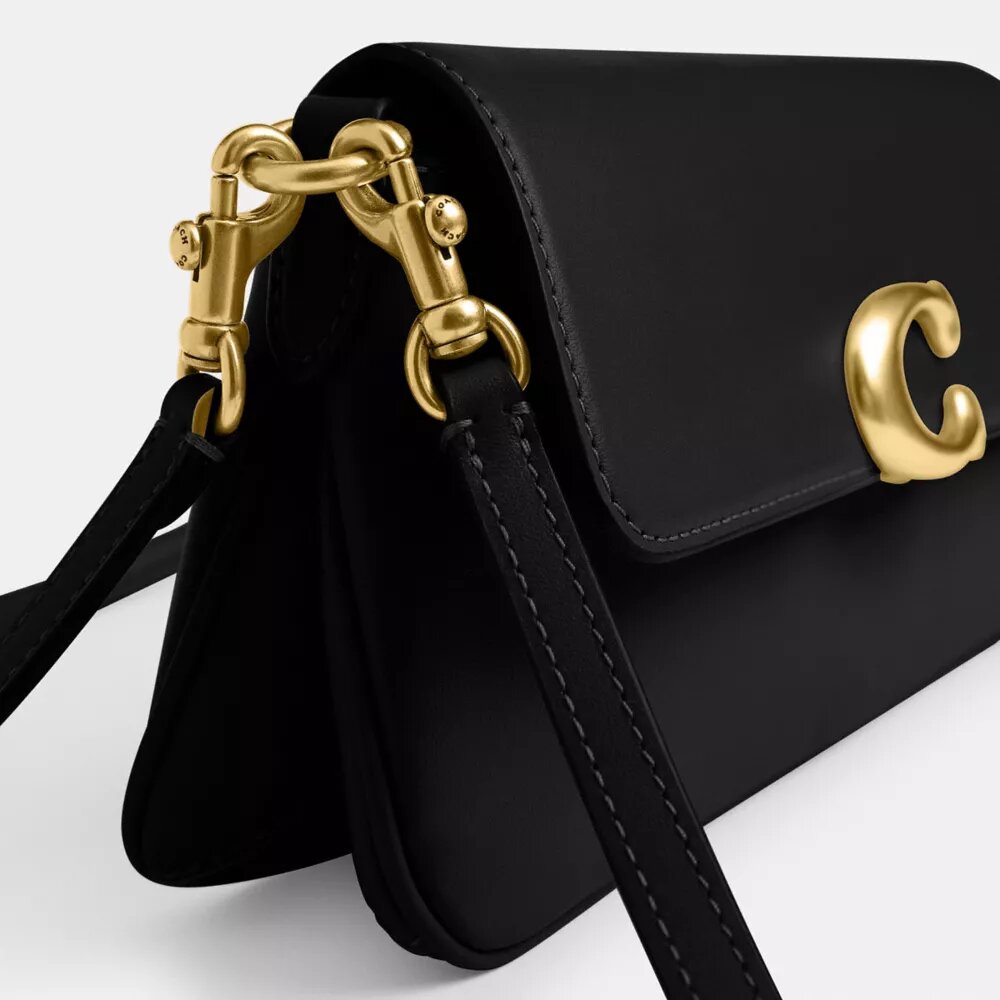 Jet Shoulder Bag